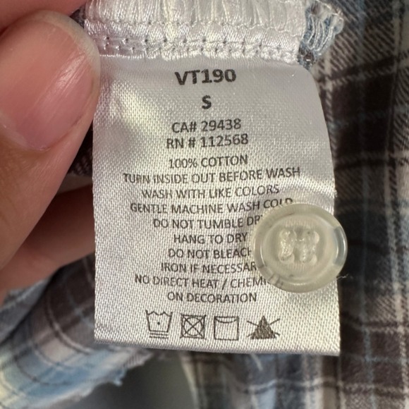 MM VIntage Long Sleeve Button Down Embroidered Flowers | Blue‎ Plaid Floral - Picture 5 of 9